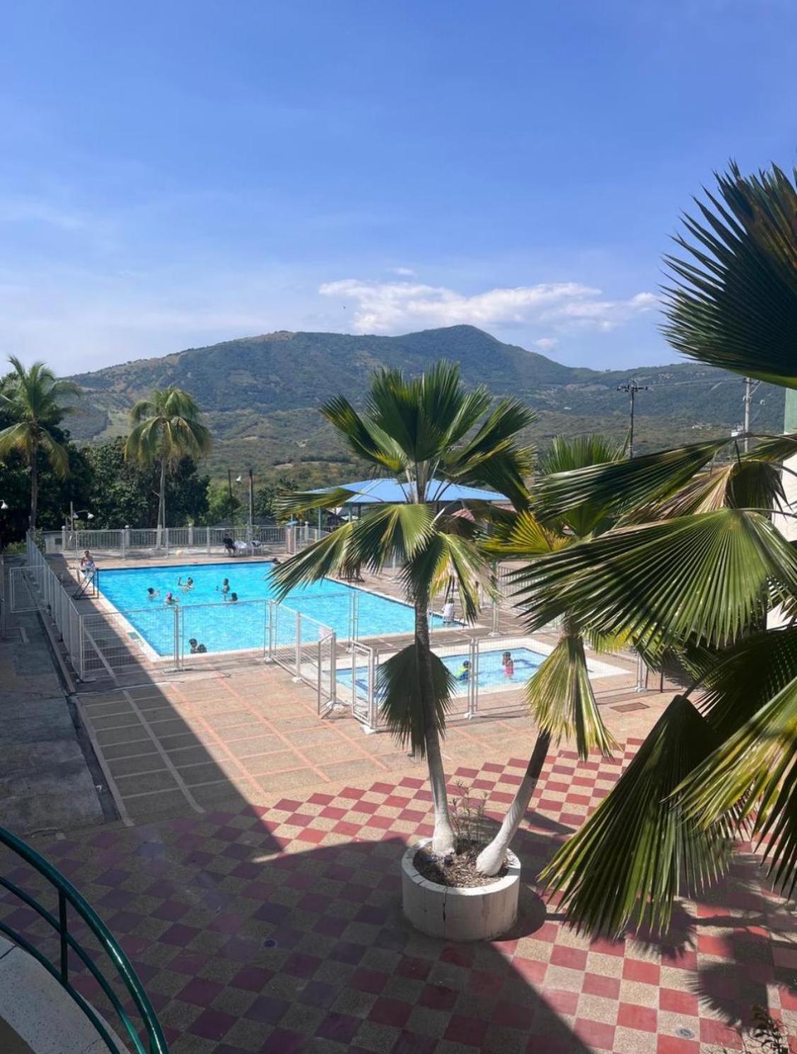 Club Vacacional Copen Hotel Tocaima Exterior photo