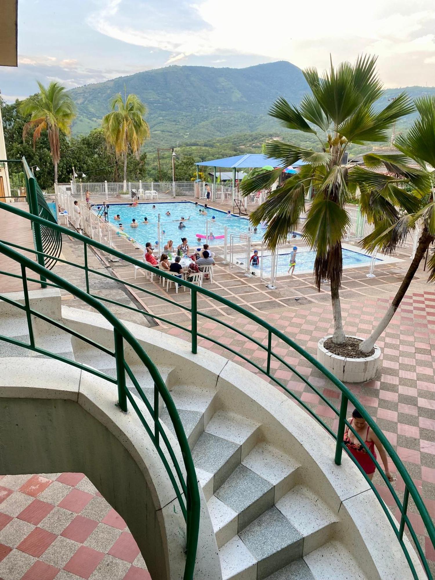 Club Vacacional Copen Hotel Tocaima Exterior photo